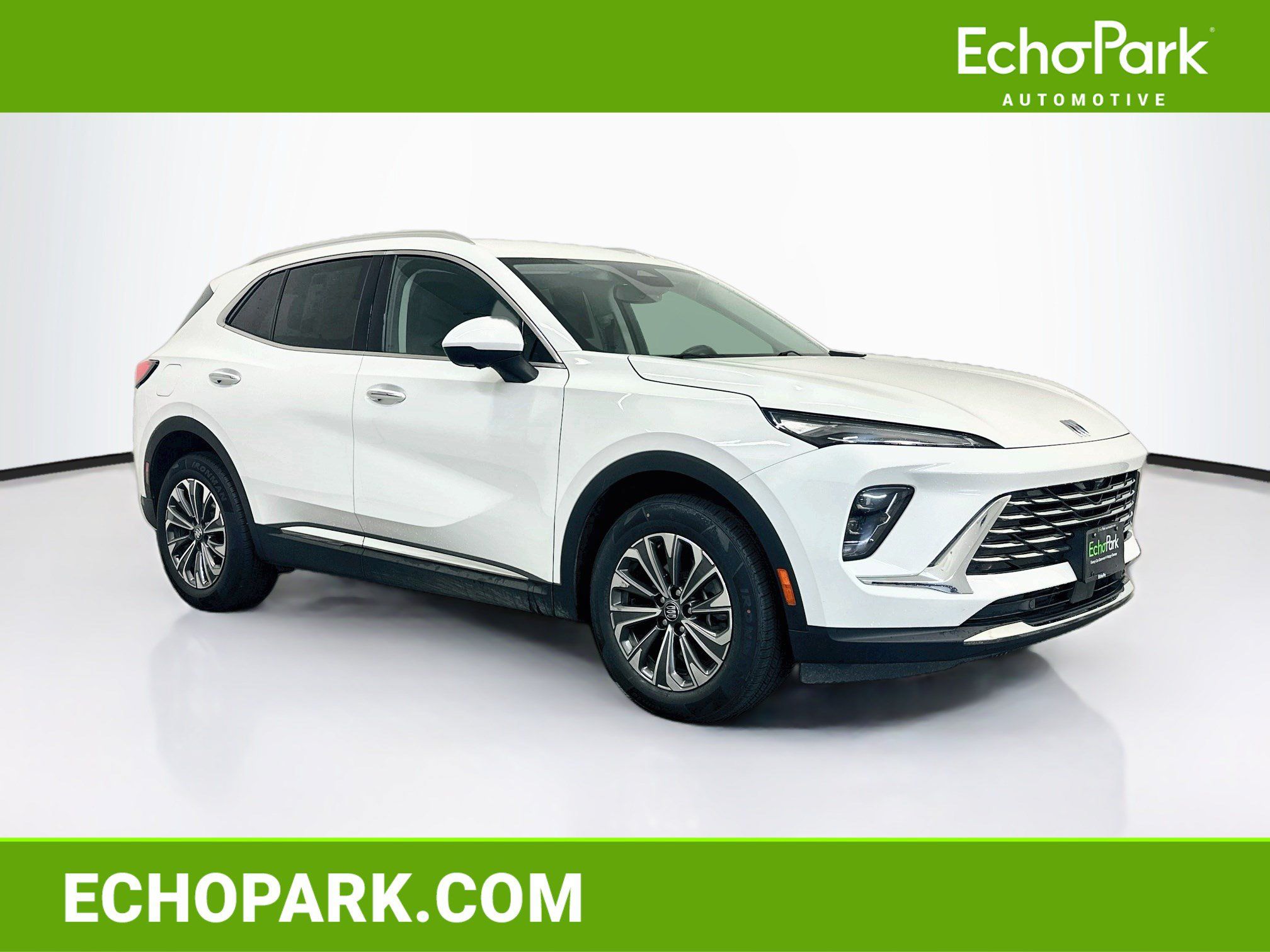 Used 2024 Buick Envision Preferred AWD/4WD image 1