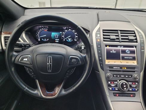 Used 2017 Lincoln MKZ Select image 22