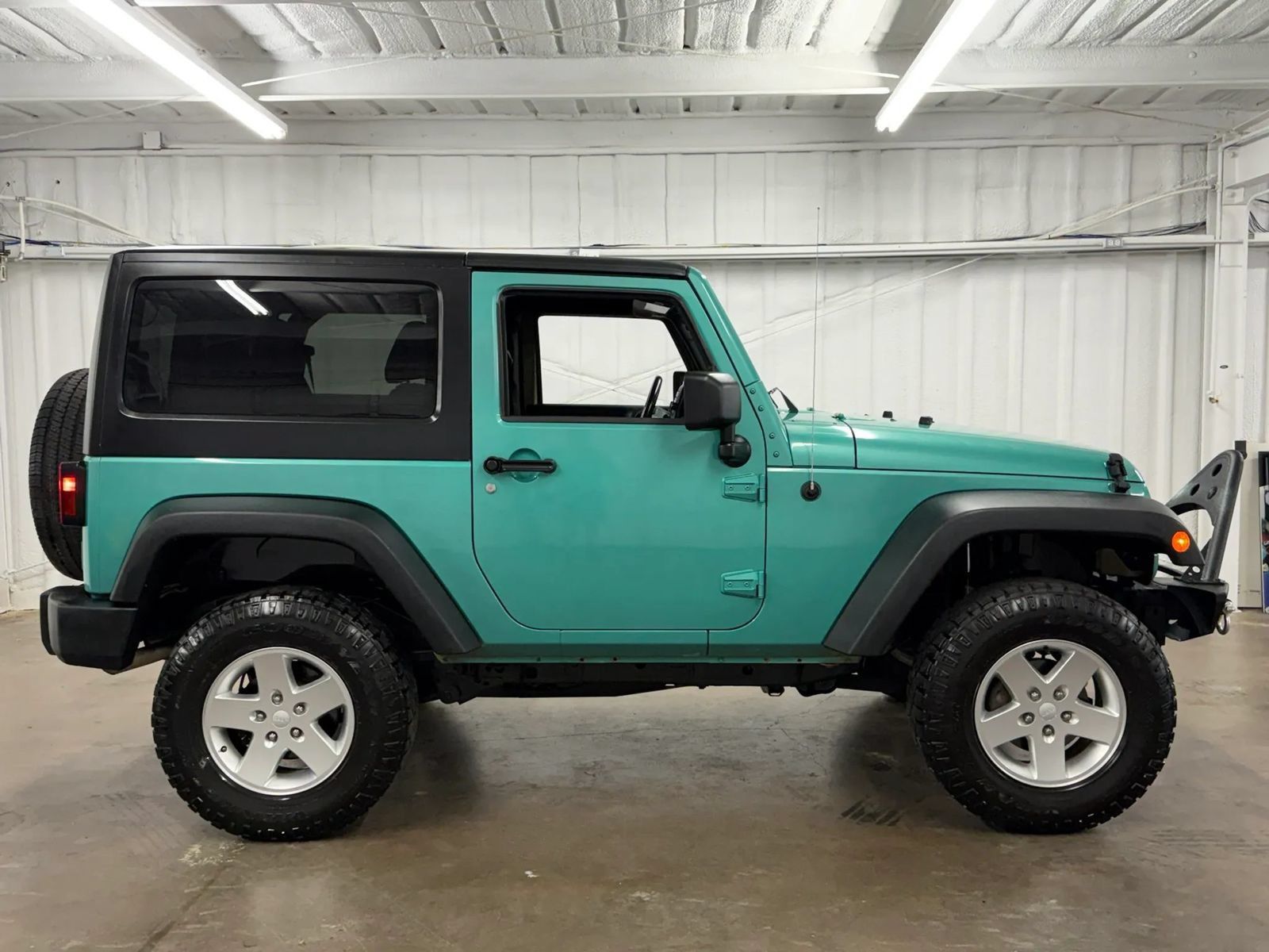 Used 2013 Jeep Wrangler Sport AWD/4WD image 3