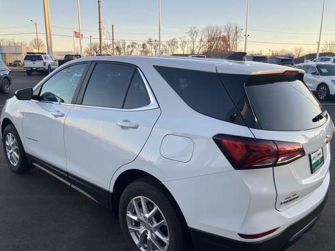 Used 2024 Chevrolet Equinox LT AWD/4WD image 5