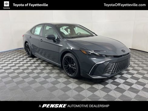 New 2026 Toyota Camry SE image 6