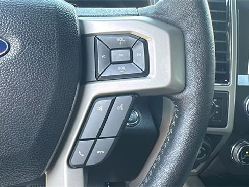 Certified 2020 Ford F150 Lariat w/ Equipment Group 502A Luxury image 25