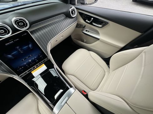 New 2026 Mercedes-Benz GLC 300 4MATIC image 14