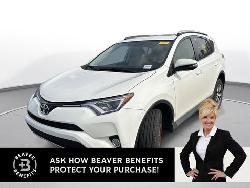 Used 2016 Toyota RAV4 XLE image 1