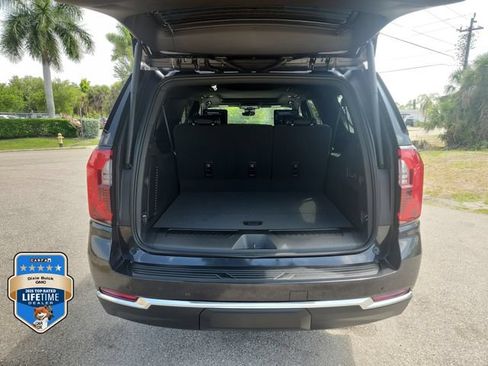 New 2026 GMC Yukon XL Elevation w/ Elevation Premium Package AWD/4WD image 5