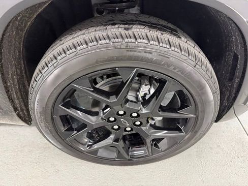 New 2026 Chevrolet Traverse RS w/ LPO, Floor Liner Package image 4