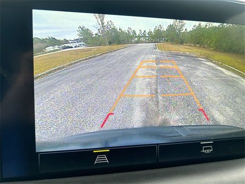 Used 2022 Chevrolet Tahoe RST image 21