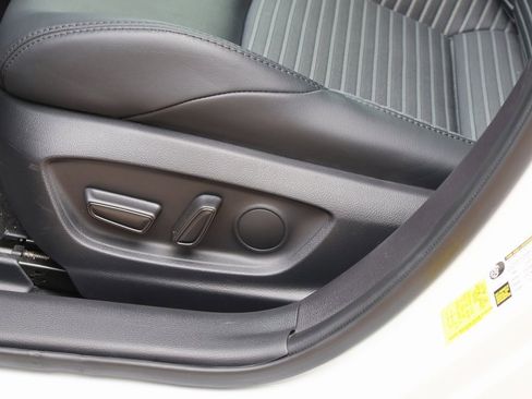 Used 2025 Toyota Corolla XSE image 24