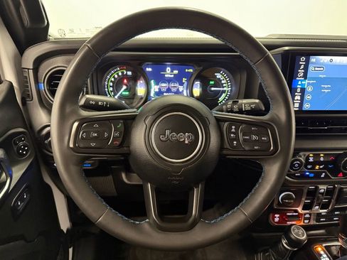 Used 2024 Jeep Wrangler Unlimited Rubicon 4xe w/ Technology Group image 40