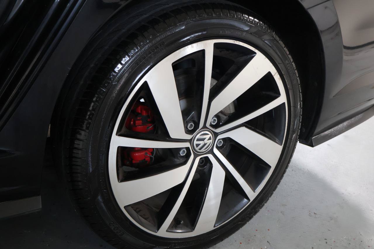 Used 2019 Volkswagen Jetta GLI FWD image 40