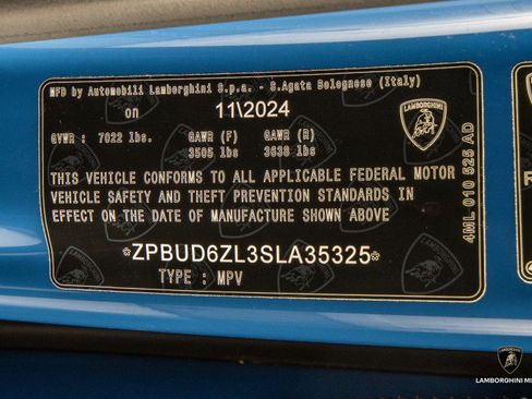 Used 2025 Lamborghini Urus SE image 88