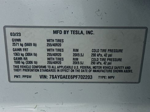 Used 2023 Tesla Model Y Long Range image 12