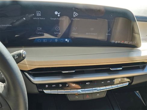 Certified 2025 Cadillac XT4 Premium Luxury image 25