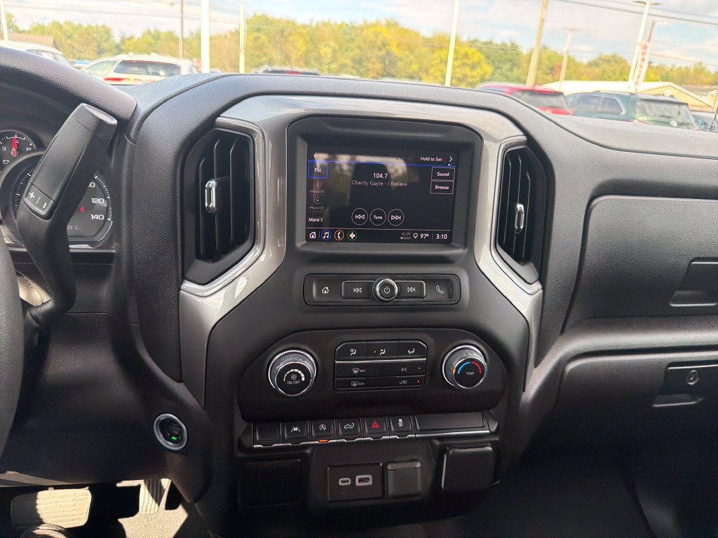 Used 2023 Chevrolet Silverado 1500 Custom AWD/4WD image 22