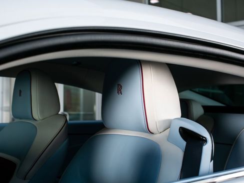 Used 2024 Rolls-Royce Spectre w/ Spectre Launch Package image 15