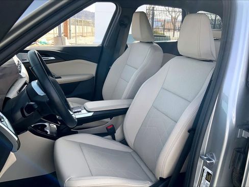 Used 2025 BMW X1 xDrive28i w/ Premium Package image 9