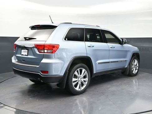 Used 2012 Jeep Grand Cherokee Laredo RWD image 5