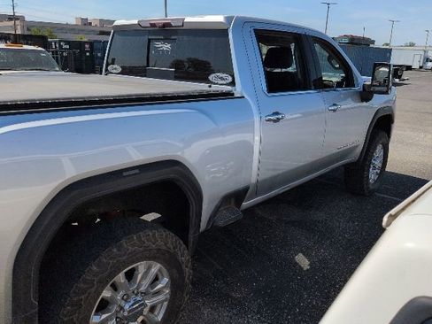 Used 2020 GMC Sierra 2500 Denali w/ Technology Package AWD/4WD image 4