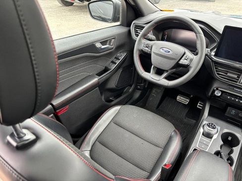 Used 2023 Ford Escape ST-Line w/ Tech Pack #1 image 13