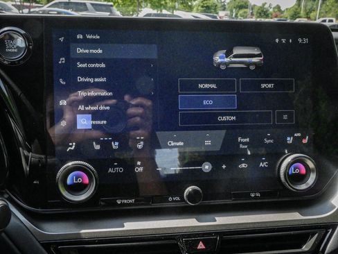 Used 2024 Lexus TX 350 AWD w/ Captains Chair Package image 23