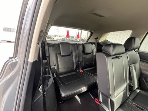 Used 2021 Volkswagen Atlas SE image 32