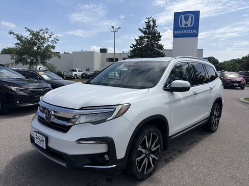 Used 2022 Honda Pilot Elite image 1