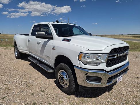 Used 2022 RAM 3500 Big Horn AWD/4WD image 7