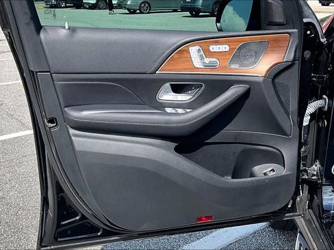 Used 2024 Mercedes-Benz GLE 350 4MATIC image 22