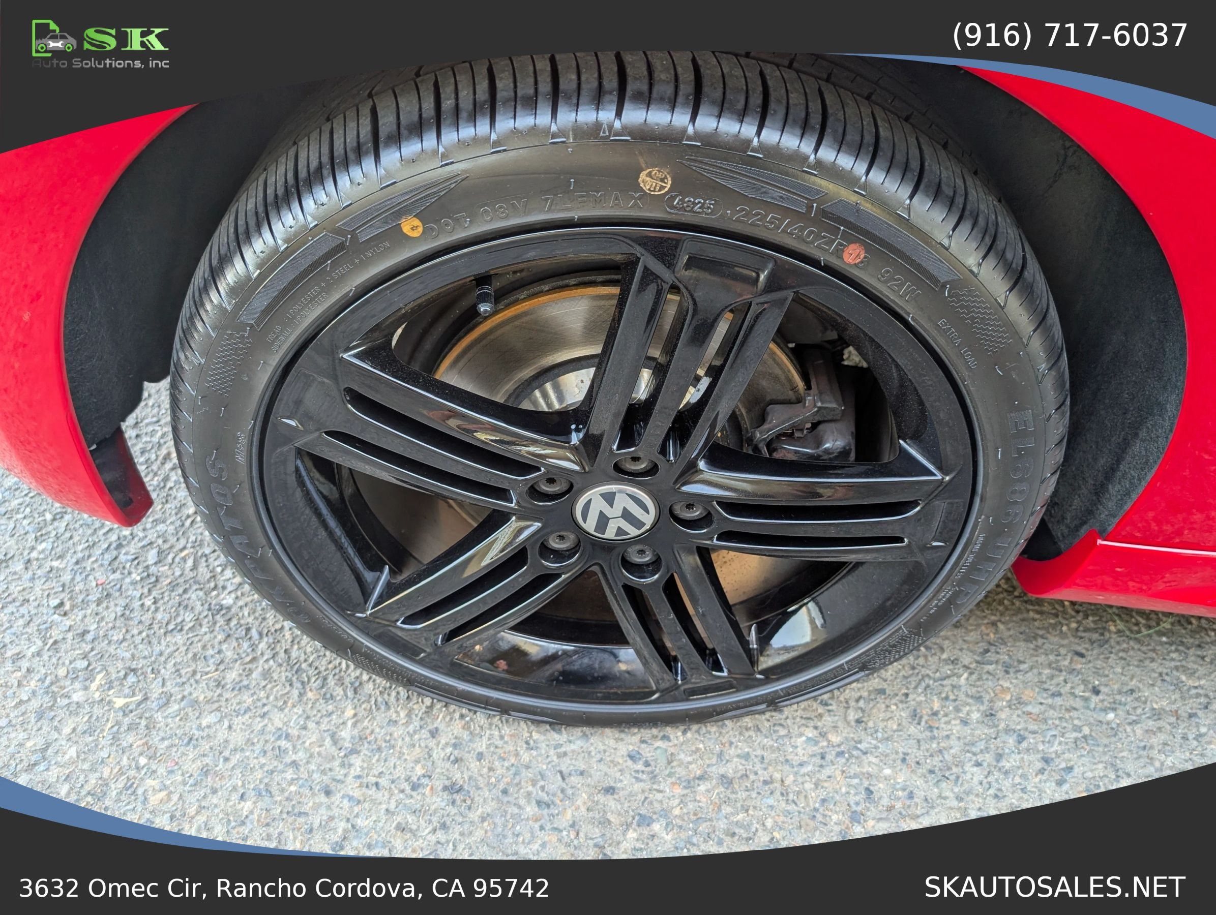 Used 2013 Volkswagen Golf R 4-Door AWD/4WD image 49