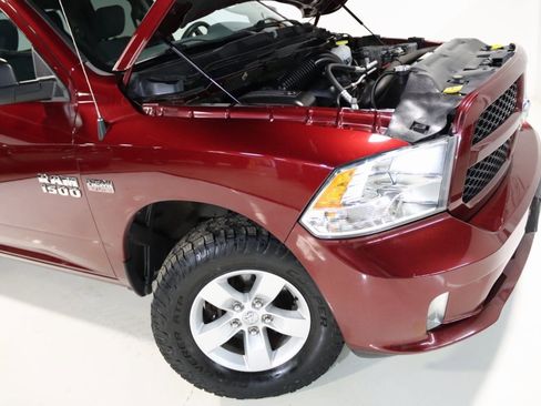 Used 2018 RAM 1500 Express image 64