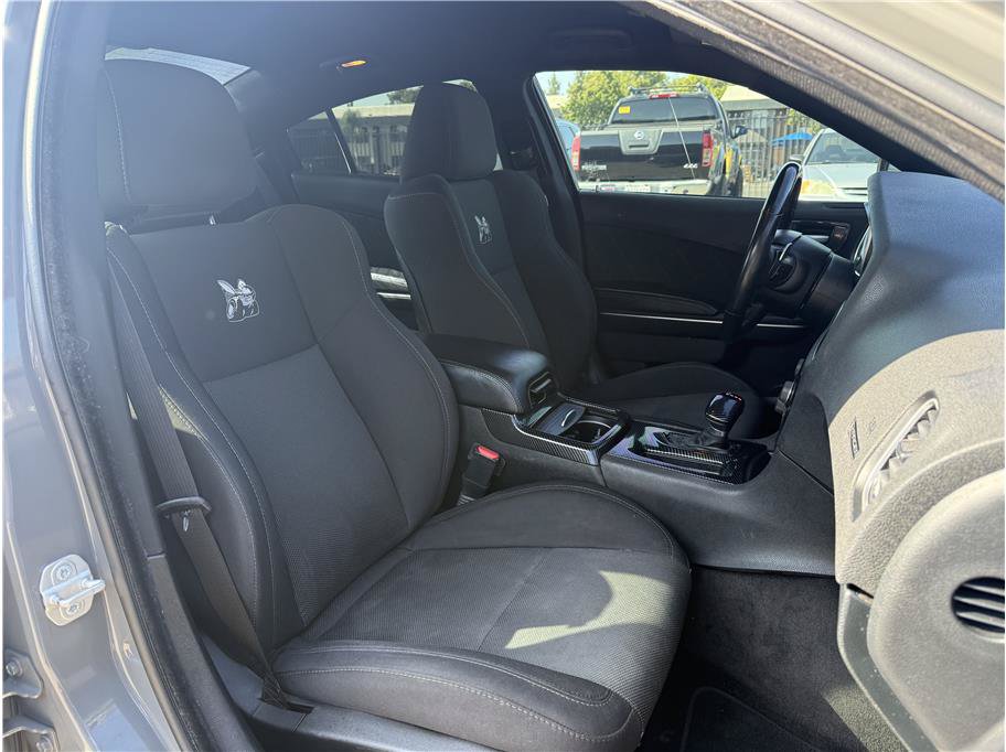Used 2018 Dodge Charger R/T Scat Pack w/ Dynamics Package RWD image 19