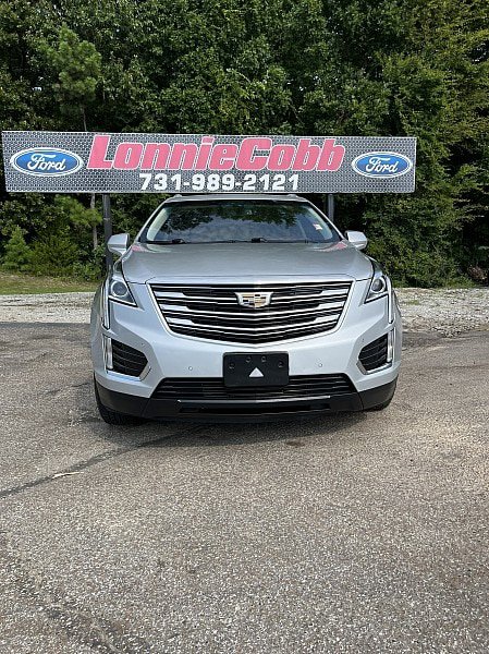 Used 2017 Cadillac XT5 Luxury FWD image 2