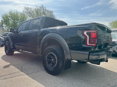 Used 2017 Ford F150 Raptor w/ Equipment Group 802A Luxury AWD/4WD image 7