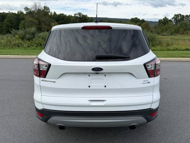 Used 2017 Ford Escape SE AWD/4WD image 7