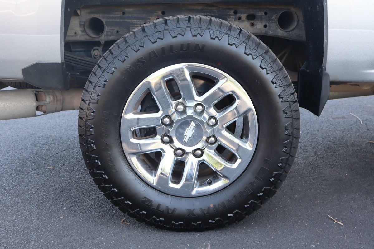 Used 2016 Chevrolet Silverado 2500 LT w/ LT Plus Package AWD/4WD image 42