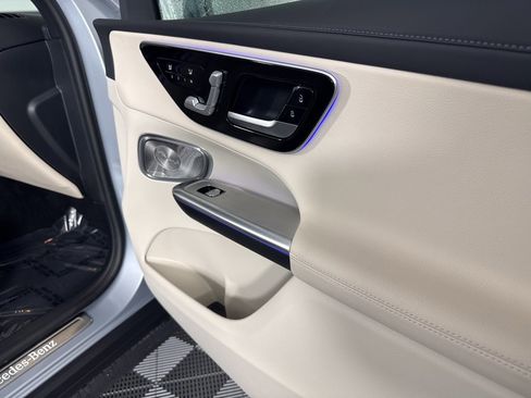 Certified 2025 Mercedes-Benz GLC 300 4MATIC image 21