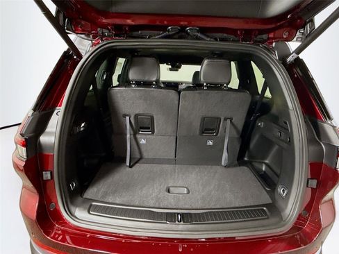 New 2025 Jeep Grand Cherokee L Limited w/ Trailer Tow Package image 20