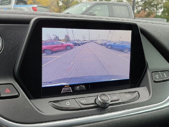 Used 2020 Chevrolet Blazer LT FWD image 22