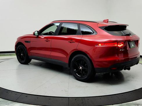 Used 2017 Jaguar F-PACE Premium image 7