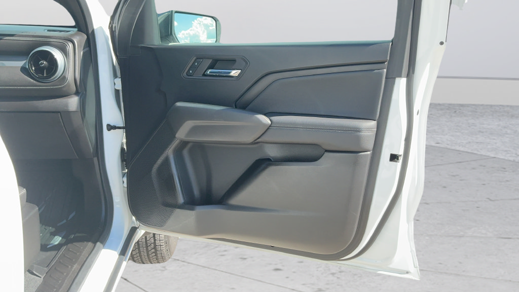 Used 2023 Chevrolet Colorado LT w/ LT Convenience Package RWD image 23
