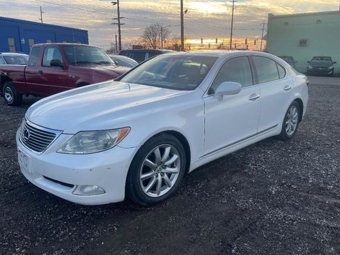 Used 2008 Lexus LS 460 image 1