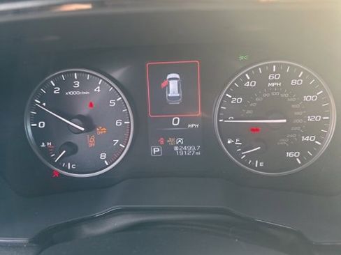 Used 2025 Subaru Outback Premium w/ Popular Package #1A image 4