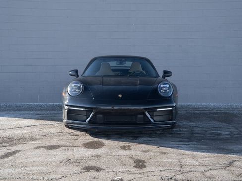 Certified 2024 Porsche 911 Carrera 4S image 10