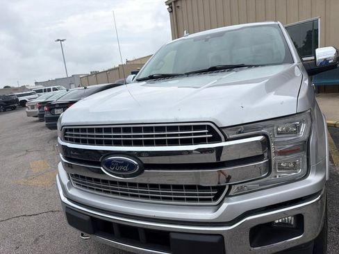 Used 2018 Ford F150 Lariat w/ Equipment Group 502A Luxury AWD/4WD image 7