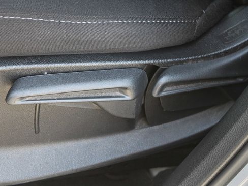 Used 2025 Honda CR-V LX image 23