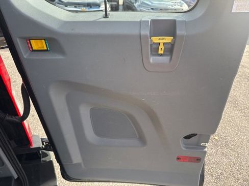 Used 2015 Ford Transit 350 XL image 22