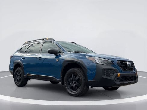 Used 2025 Subaru Outback Wilderness AWD/4WD image 9