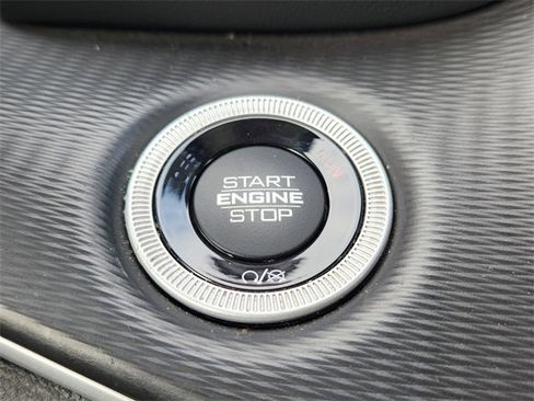 Used 2023 Jeep Grand Cherokee L Laredo image 23