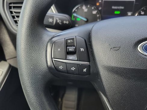 Used 2021 Ford Escape SE FWD image 19