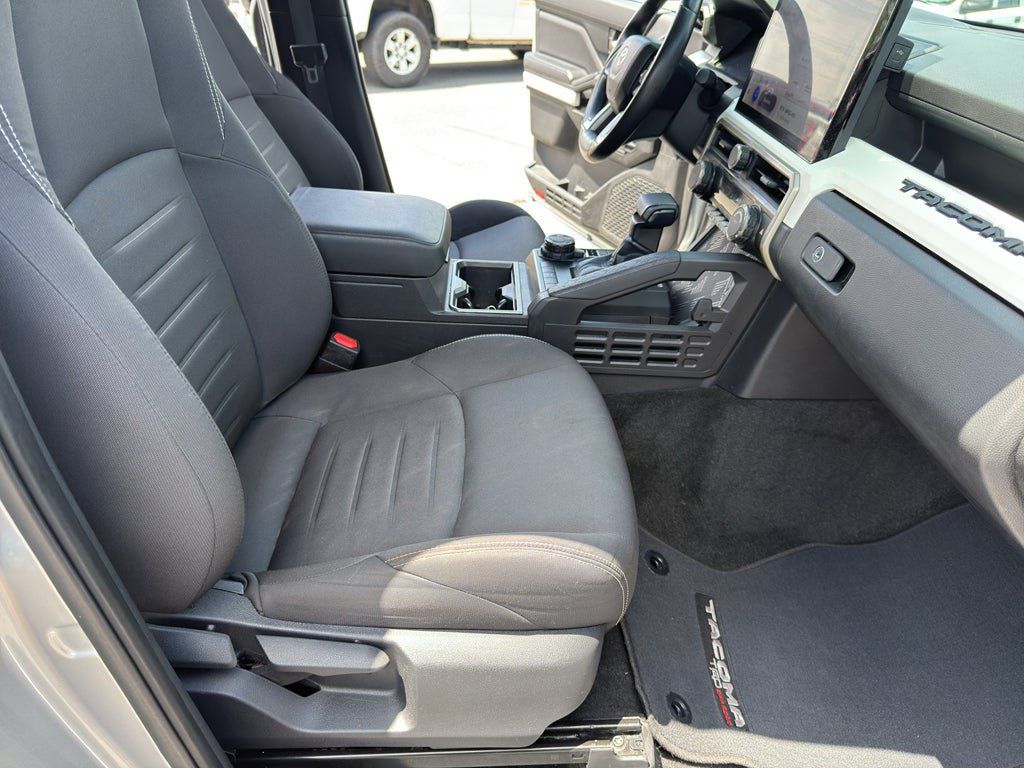 Used 2024 Toyota Tacoma TRD Off-Road AWD/4WD image 26